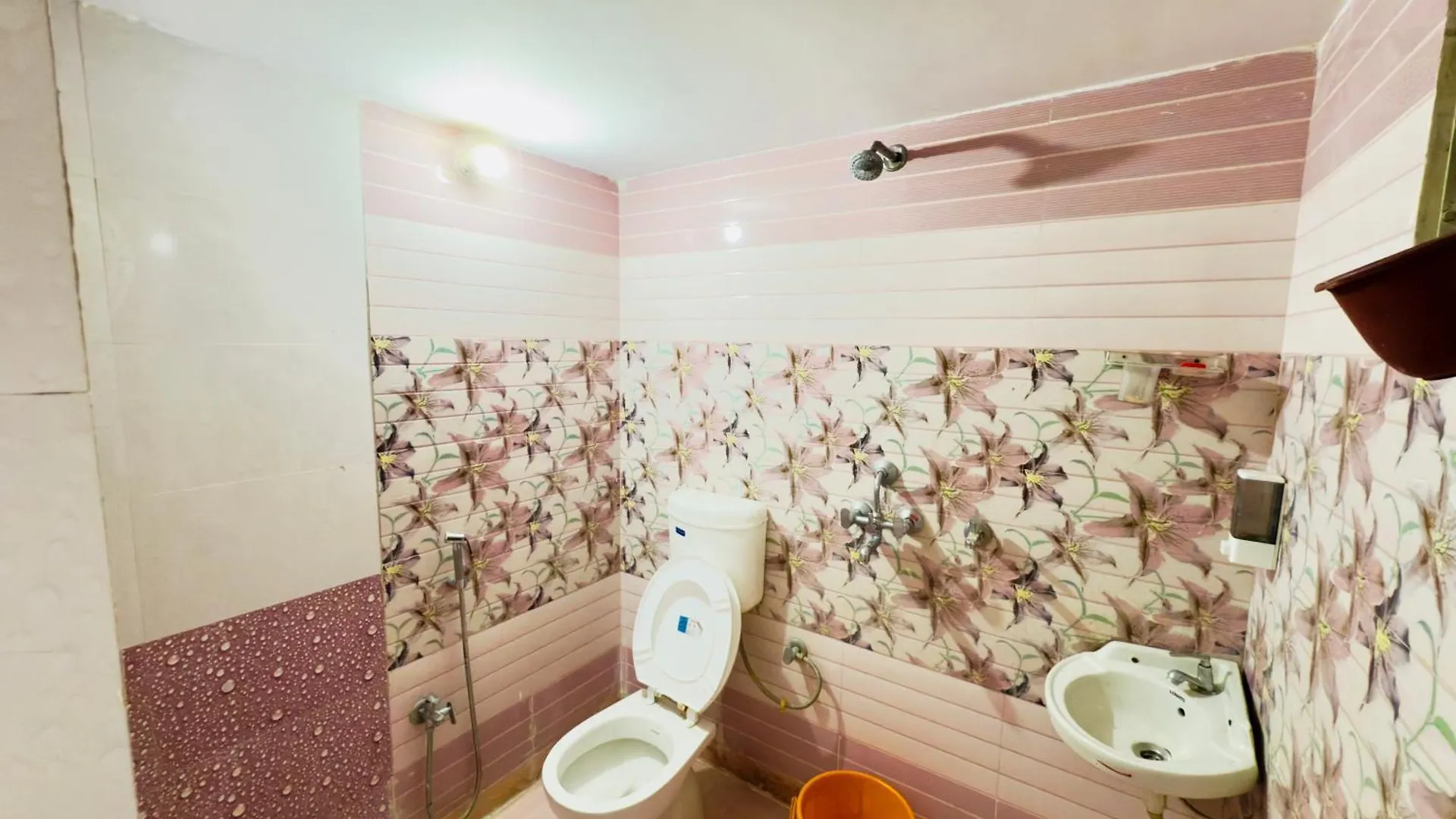 Kesharwani Guest House Varanasi